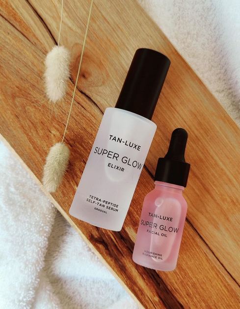 Набір для догляду за обличчям Tan-Luxe Super Glow Night Repair Еліксир для обличчя 30 мл + Олія для обличчя 15 мл (5060489790743) - зображення 4