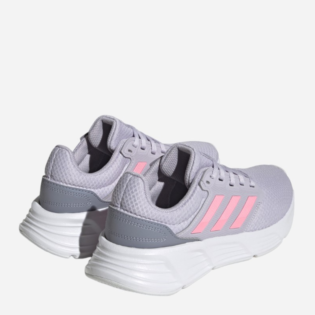Buty do biegania damskie adidas Galaxy 6 W HP2406 36.5 Fioletowe (4066748579112) - obraz 4