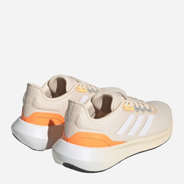 Buty do biegania damskie adidas Runfalcon 3.0 W HQ1473 38.5 Pomarańczowe (4066748172269) - obraz 4