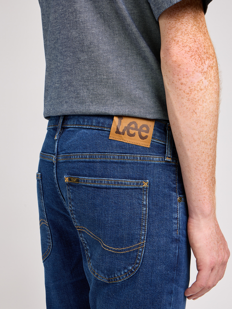 Jeansy regular fit męskie Lee 112350156 38/32 Niebieskie (5401019822556) - obraz 5