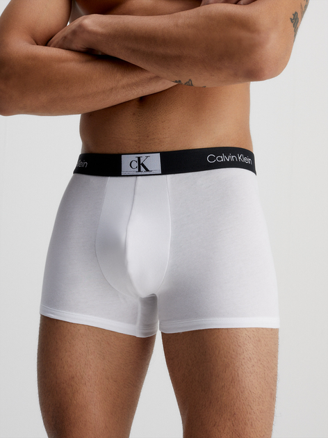 Zestaw majtek bokserek męskich bawełnianych Calvin Klein Underwear 000NB3528A-6H3 L 3 szt. Szary/Czarny/Biały (8720107557802) - obraz 2