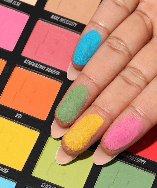 Палетка теней для век Bright Matte 42 Colour Palette Beauty Bay (7895) - изображение 4