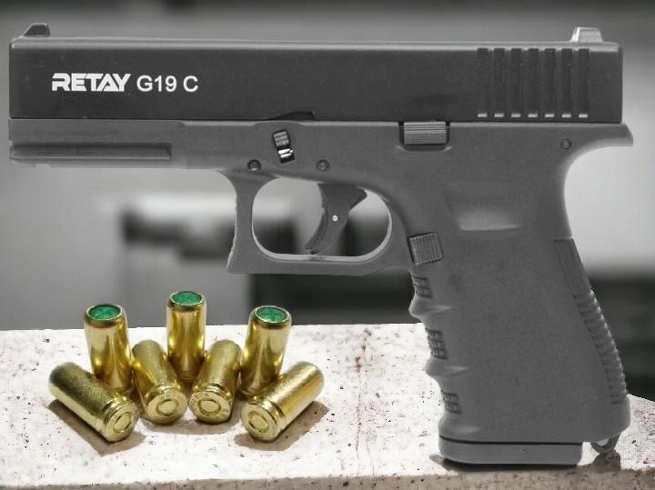 Стартовий шумовий пістолет RETAY G19 black Glok 19 + 20 шт холостих набоїв (9 mm) - зображення 1
