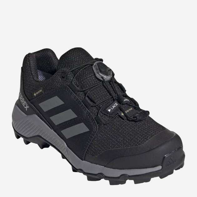 Buty sportowe chłopięce na rzepy Adidas Terrex Gtx K FU7268 28 Czarne (4062058274129) - obraz 2