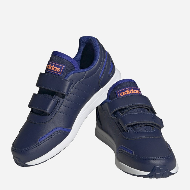 Buty sportowe chłopięce na rzepy adidas Vs Switch 3 I H03765 33.5 Granatowe z białym (4066746150023) - obraz 6