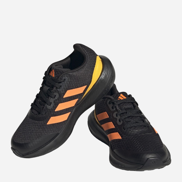 Підліткові кросівки для хлопчика adidas Runfalcon 3.0 K HP5839 35.5 Чорні з помаранчевим (4066749921606) - зображення 6
