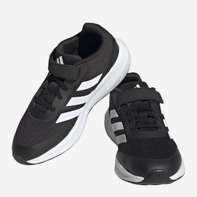 Buty sportowe chłopięce na rzepy adidas Runfalcon 3.0 El K HP5867 33.5 Czarne z białym (4066749864057) - obraz 6