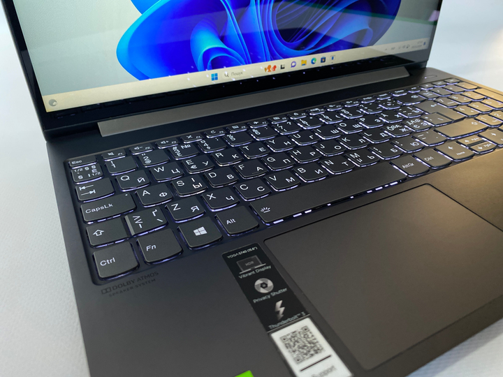 GTX 1650搭載 Lenovo YOGA S740 Ноутбук 15.6