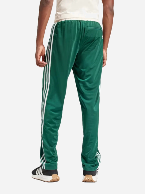 Спортивні штани чоловічі Adidas Archive Track IS1402 L Зелені (4066757701832) - зображення 2