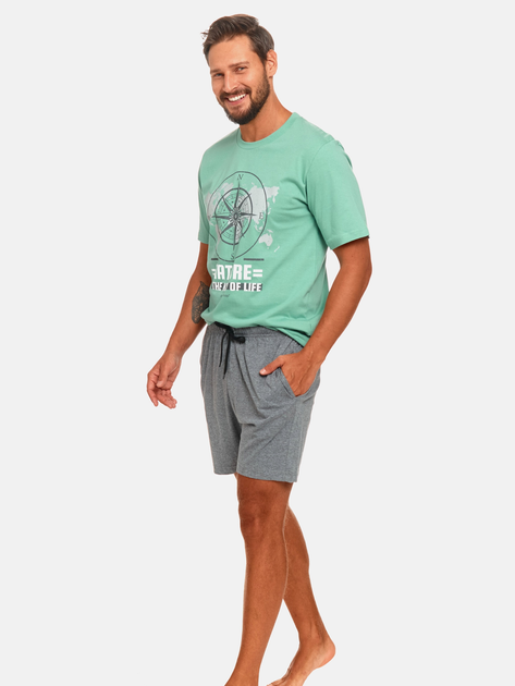 Piżama (koszulka + szorty) męska z bawełny Doctor Nap PMB.4413 M Zielona (5901592700994) - obraz 1