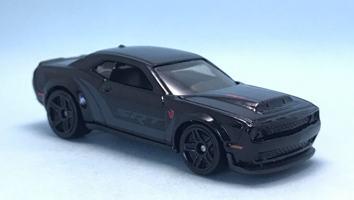 Машинка Базова Hot Wheels '18 Dodge Challenger SRT Demon Muscle