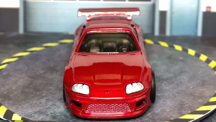 Машинка Premium Hot Wheels Toyota Supra Boulevard 1:64 FYN81 Red