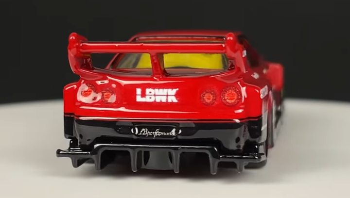 Машинка Premium Hot Wheels LB-ER34 Super Silhouette Nissan Skyline