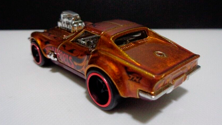 Машинка Базовая Hot Wheels '68 Corvette - Gas Monkey Garage Super