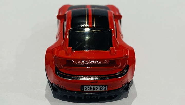 Машинка Базова Hot Wheels Porsche 911 GT3 Exotics 1:64 HKH97 Red