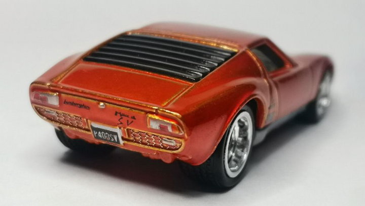 Машинка Базова Hot Wheels `71 Lamborghini Miura SV Super Treasure