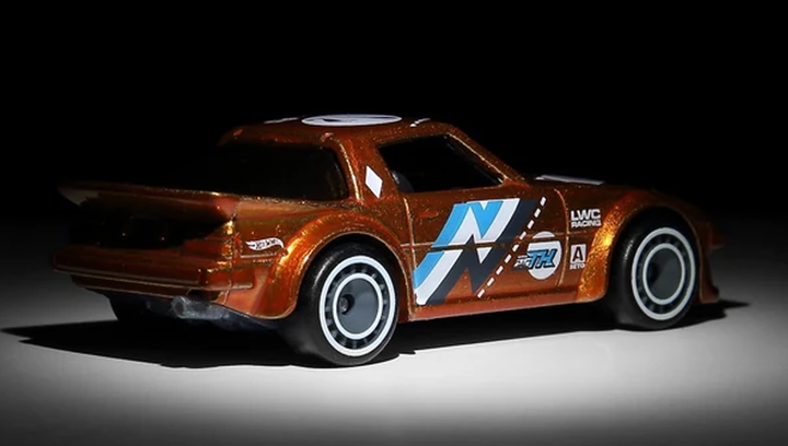Машинка Базовая Hot Wheels Mazda RX-7 Super Treasure Hunt STH