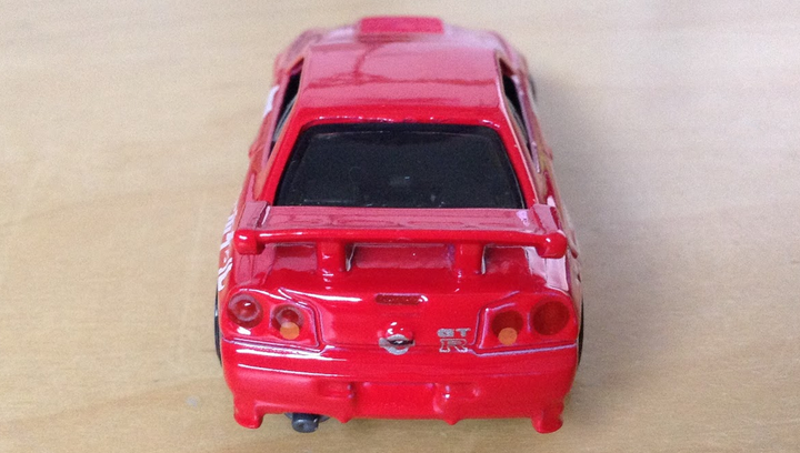 Машинка Базовая Hot Wheels Nissan Skyline GT-R (R34) Need for