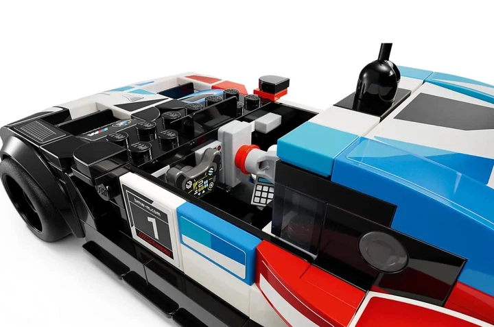 Конструктор LEGO Speed Champions Автомобілі для перегонів BMW M4