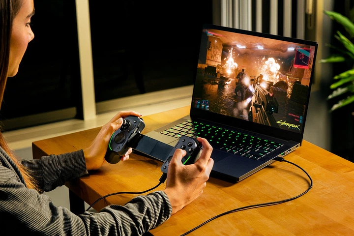 Геймпад Razer Kishi Ultra (RZ06-05070100-R3M1) - зображення 5