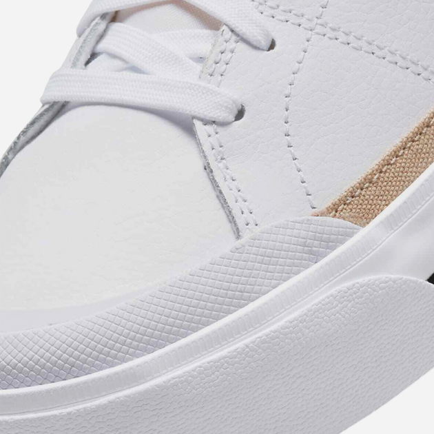 Жіночі кеди низькі Nike NIKEDM7590-100 38.5 Білі (196149219097) - зображення 6