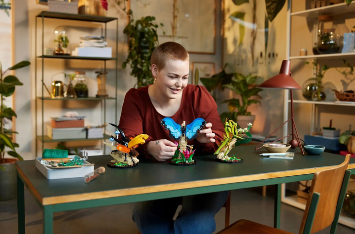 Конструктор LEGO Ideas Колекція комах 1111 елементів (21342) - зображення 8
