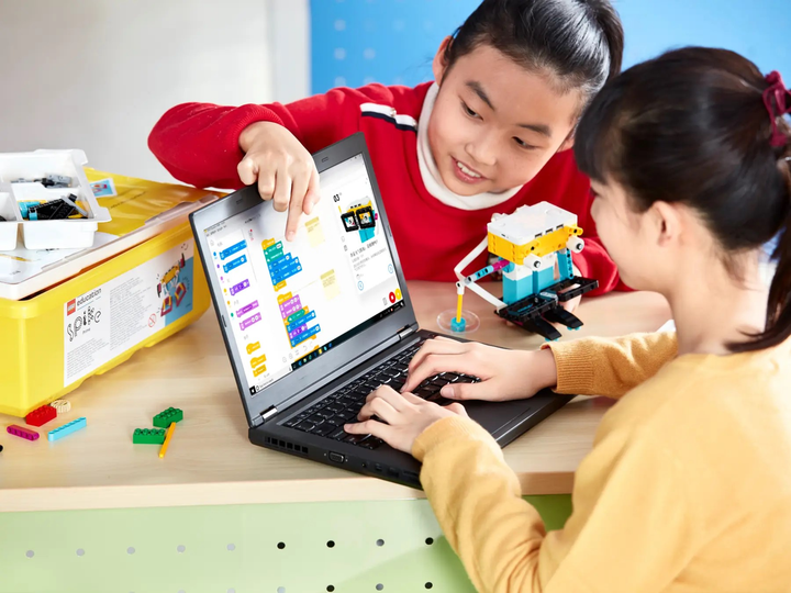 Zestaw klocków LEGO Education SPIKE Prime 528 elementów (45678) - obraz 18