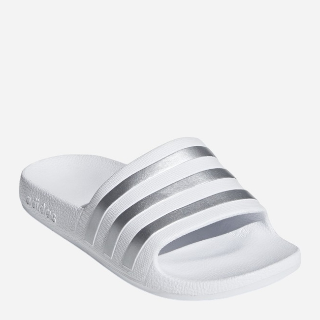 Дитячі шльопанці для дівчинки Adidas Adilette Aqua K F35555 34 Білі (4059808224053) - зображення 2