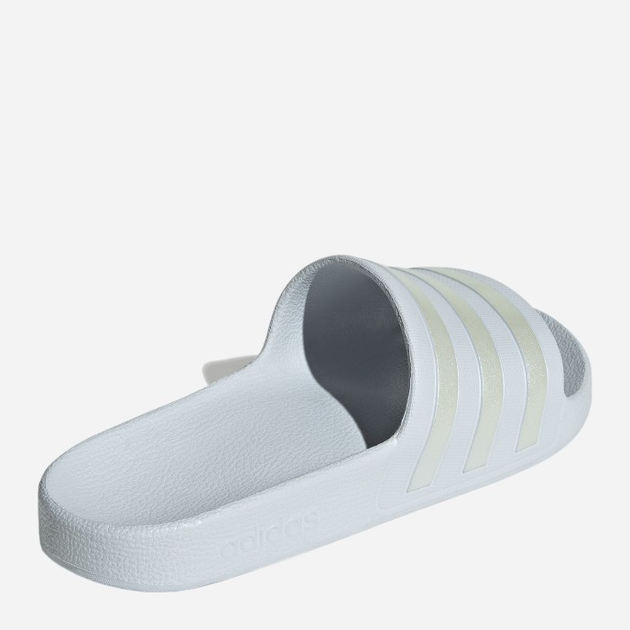 Klapki basenowe damskie adidas Adilette Aqua IF0894 39 Szare z złocistym (4066765076205) - obraz 4