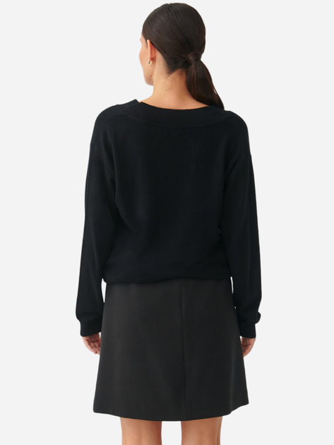 Пуловер жіночий Tatuum Kaszmi T2401.090 M Чорний (5900142300103) - зображення 2