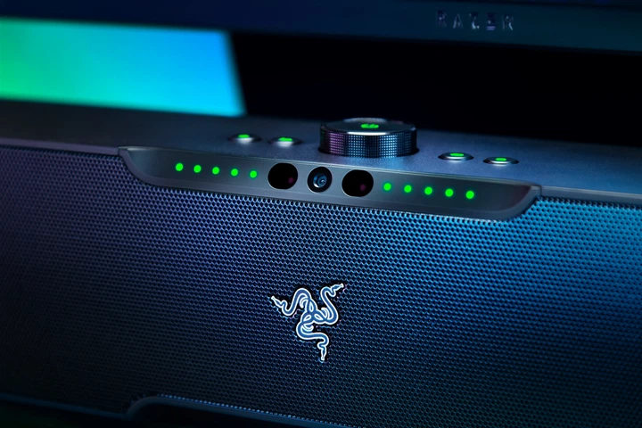 Razer レイザー Leviathan V2 Razerのゲーム専用サウンドバー「Razer Leviathan V2」の実力とは