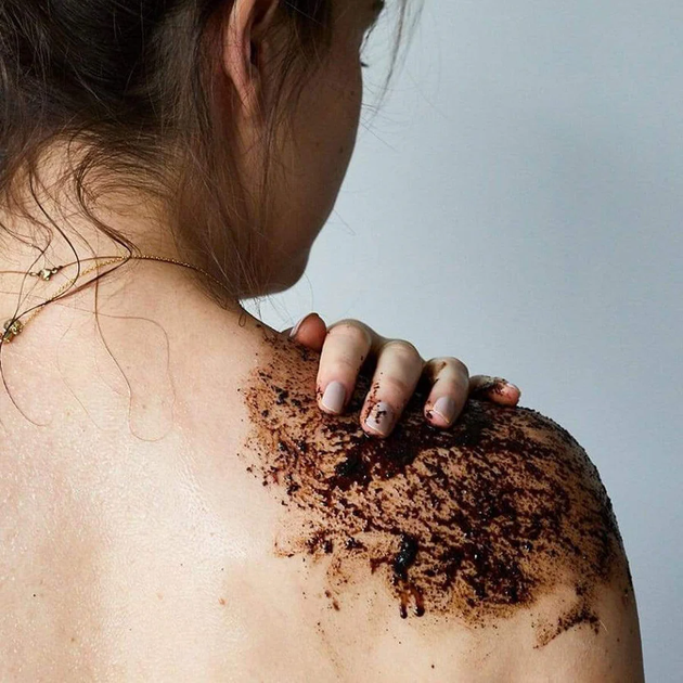 Скраб для тіла UpCircle Coffee Body Scrub Lemongrass 200 мл (5060571720139) - зображення 3