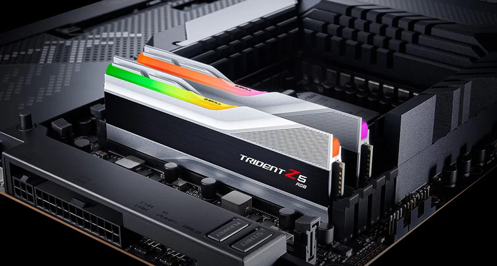 Оперативна пам'ять G.Skill DDR5-6400 32768 MB PC5-51200 (Kit of 2x16384) Trident Z5 RGB Silver (F5-6400J3239G16GX2-TZ5RS) - зображення 11