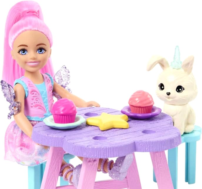 Lalka z akcesoriami Mattel Barbie Szczypta magii Chelsea z jednorożcem (0194735149384) - obraz 4