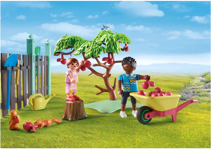 Набір фігурок Playmobil My Life Little Chicken Farm in the Tiny House Garden з аксесуарами 77 предметів (4008789715104) - зображення 5