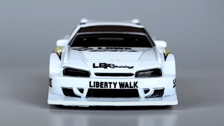 Машинка Premium Hot Wheels LB Super Silhouette Nissan Silvia (S15