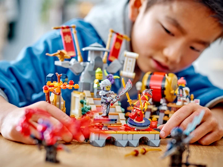 Конструктор LEGO Ninjago Турнірна арена 659 деталі (71818