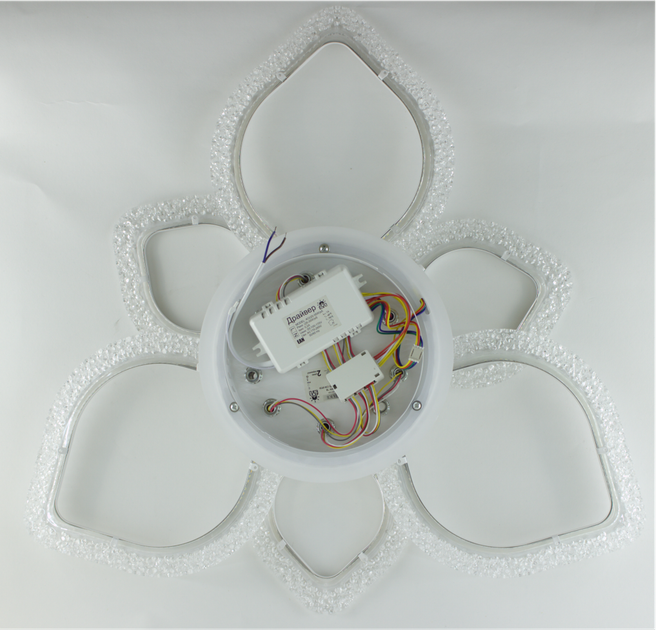 Управляемая светодиодная люстра AZALIA ICE RGB 100W 7R-APP-680x110-WHITE/WHITE-220-IP20 - Фото 6 Управляемая светодиодная люстра AZALIA ICE RGB 100W 7R-APP-680x110-WHITE/WHITE-220-IP20 - изображение 6