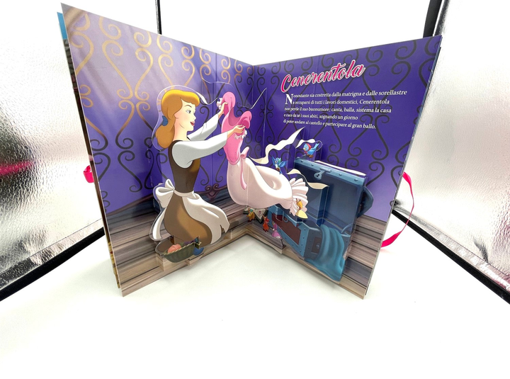 Книга Giunti Disney Princess Libro Pop-up (версія італійська) (9788852242267) - зображення 3