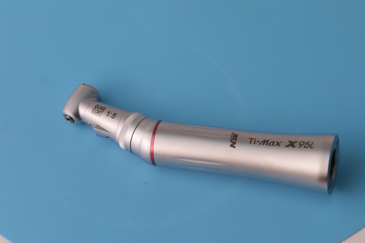Повишаючий наконечник NSK Ti-max x95L 1:5 з генератором світла - зображення 4