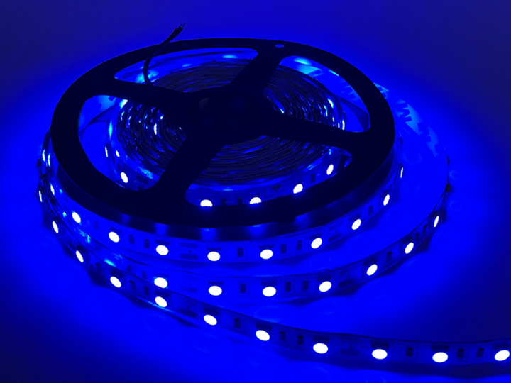Світлодіодна стрічка 1 м Lemanso LMA9303 SMD5050 60 LED 12В 10Вт 12LM/LED IP20 синій - зображення 2