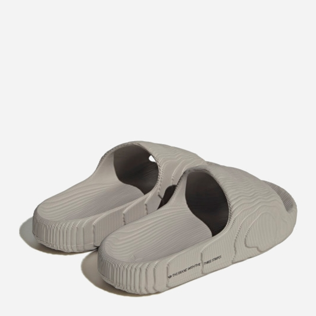 Klapki męskie basenowe męskie Adidas Adilette 22 HQ4670 40.5 Jasnobrązowe (4066749534509) - obraz 3