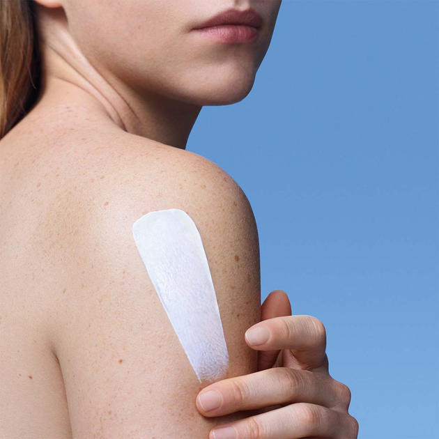 Balsam kojący La Roche-Posay Cicaplast B5+ odbudowujący do uszkodzonej lub podrażnionej skóry twarzy i ciała 40 ml (3337875816809) - obraz 5
