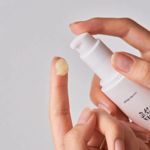 Сонцезахисна сироватка Beauty Of Joseon Ginseng Moist SPF 50+ із женьшенем 50 мл (8809864752689) - зображення 5