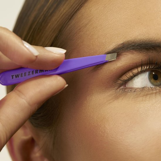 Pęseta do brwi Tweezerman Mini Slant Tweezer Kwitnący bzu (0038097124873) - obraz 3