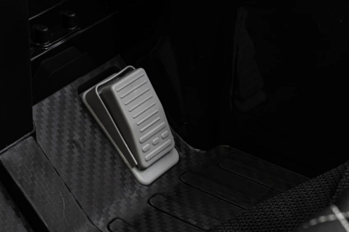 Samochód elektryczny dla dzieci Ramiz Mercedes AMG G63 Czarny (5903864914641) - obraz 12