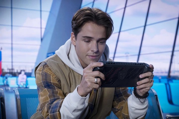 Ігрова консоль MSI Claw A1M-3 1 TB (9S7-1T4111-234) – фото