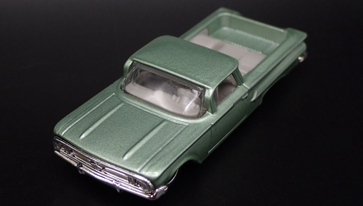 Машинка Велике Місто Matchbox 1960 Chevy El Camino Highway 1:64 HLC72 Green - зображення 5
