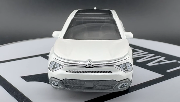 Тематична Машинка Matchbox 2023 Citroën ë-C4 X Moving Parts 1:64 FWD28/HVM96 White - зображення 6