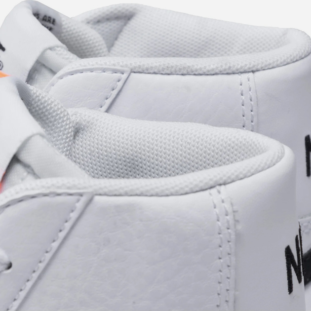 Sneakersy młodzieżowe dla chłopca Nike Blazer Mid 77 Vintage Gs DA4086-100 37.5 (5YUS) Białe (194499447238) - obraz 6
